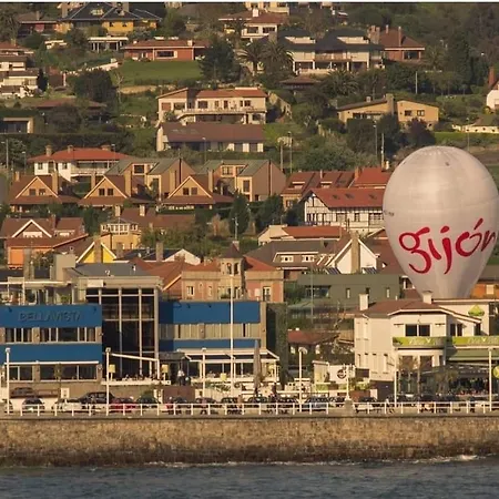 A 50m De La Playa San Lorenzo Asturias * Χιχόν